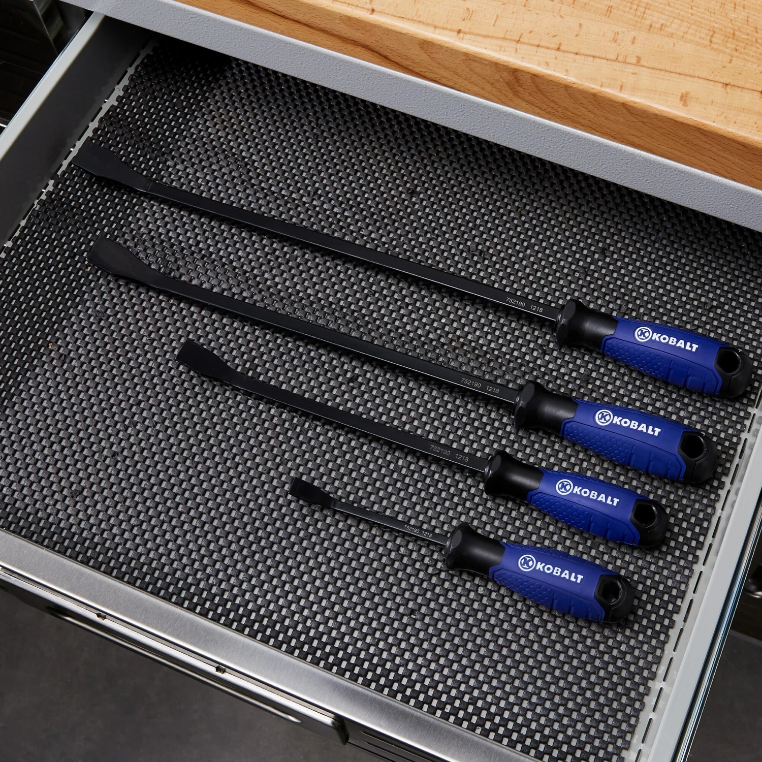 Kobalt Automotive Hand Tools 4-Pack Automotive Pry Bar Set 4 Kobalt Automotive Hand Tools 4-Pack Automotive Pry Bar Set - Image 4