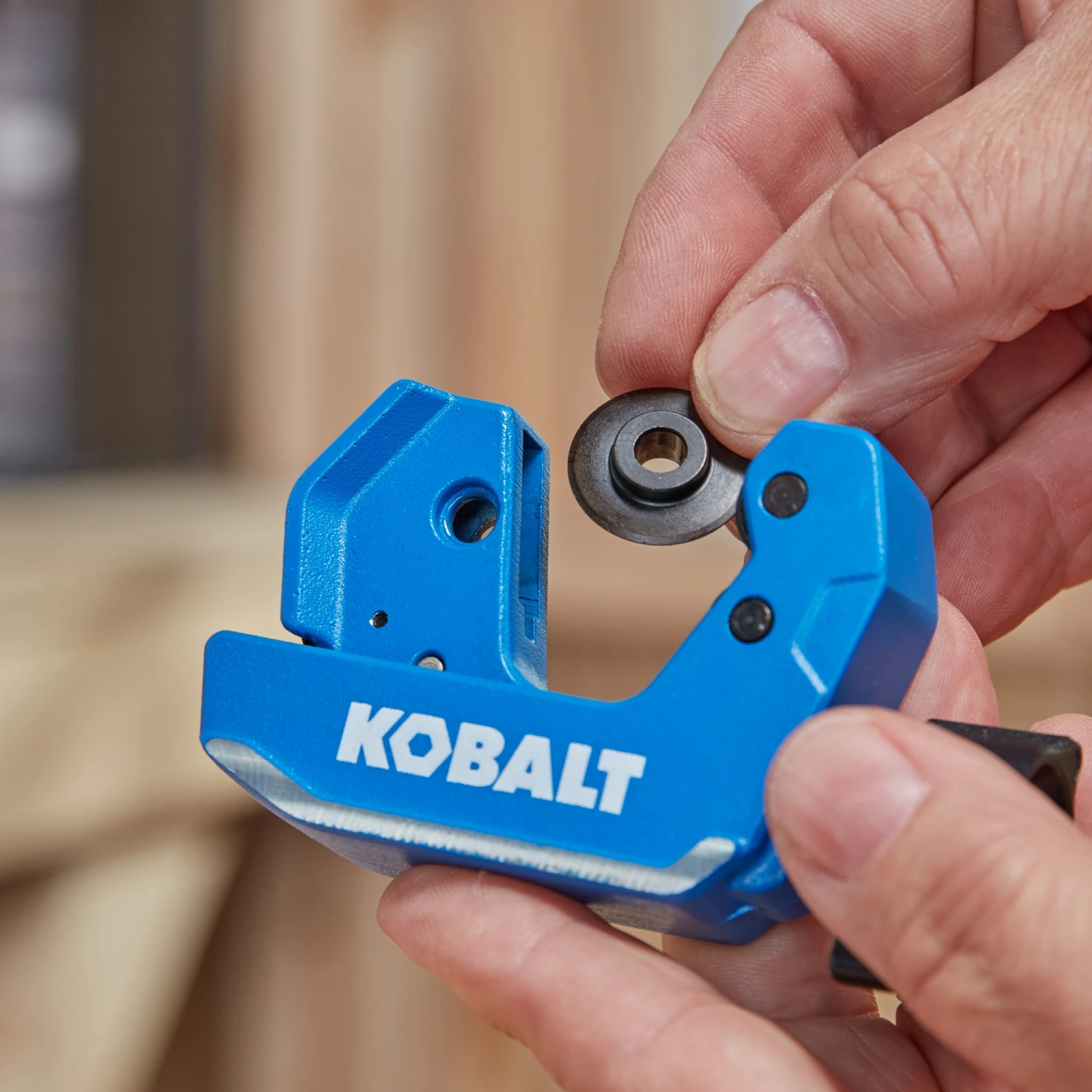 Kobalt Pipe Cutters 1-1/8-in Replacement Cutting Wheel 3 Kobalt Pipe Cutters 1-1/8-in Replacement Cutting Wheel - Image 3