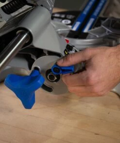 Kobalt Miter Saws 24-Volt 7-1/4-In Miter Saw - Bare Tool -Kobalt Sales Shop 47961103